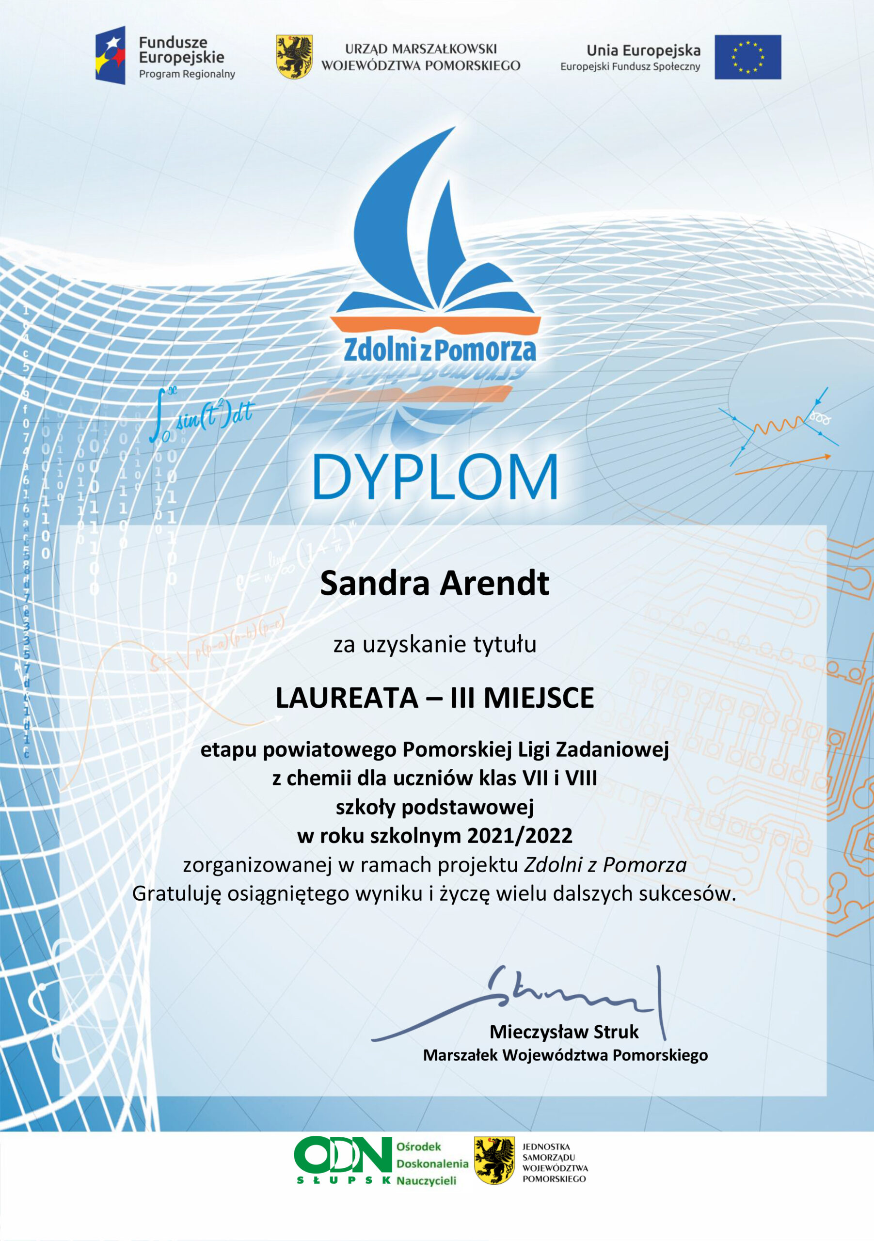 Sandra Arendt z kl. VIII - miejsce III z chemii